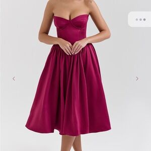 Elegant Strapless Burgundy Dress